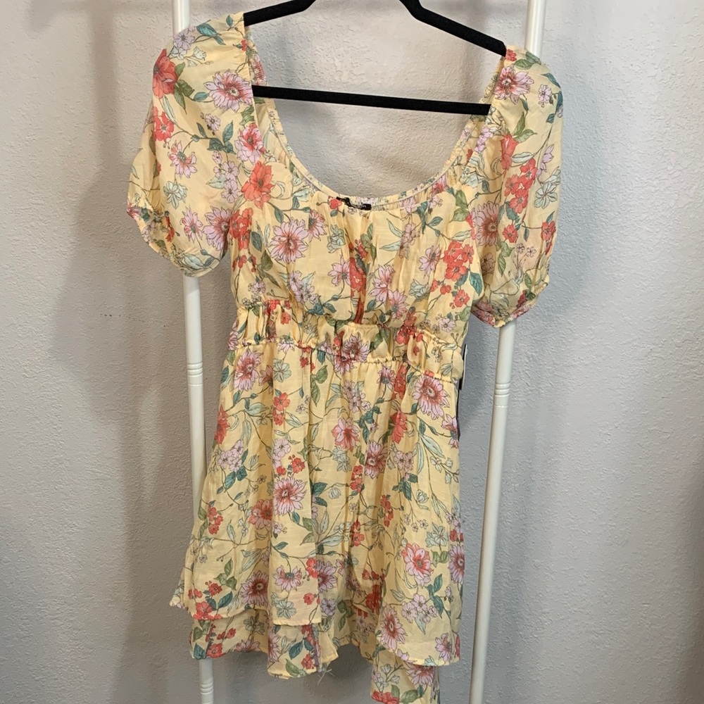 As U Wish Floral Mini Romper with Puff Sleeves‎